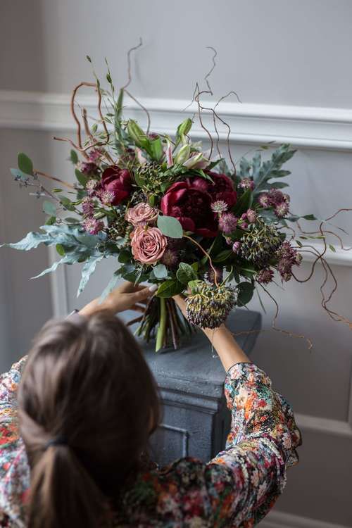 Private Floral Workshop in Dubai | Creative Gift Experience