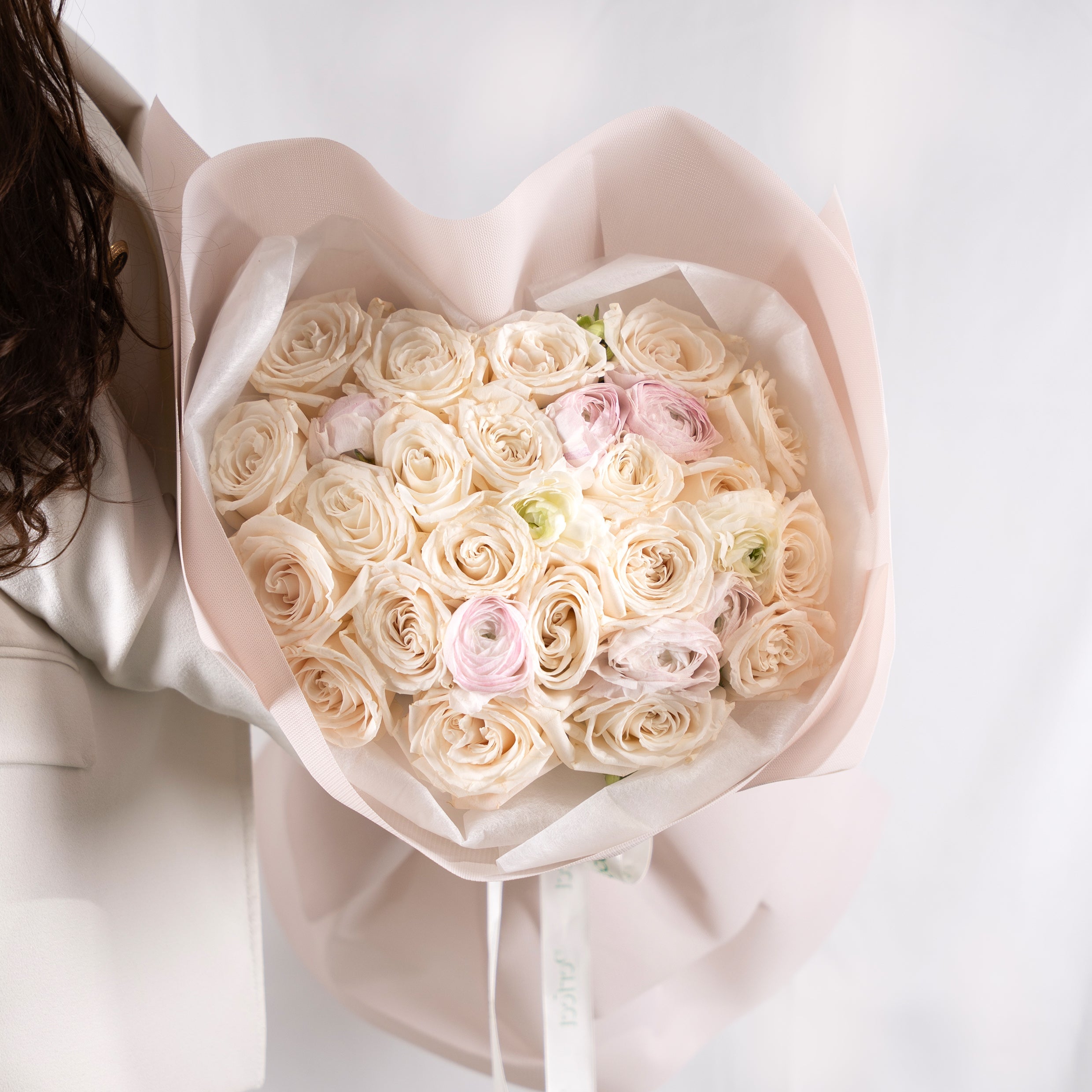 Eid Flower Gifts UAE | Luxury Bouquets & Same-Day Dubai Delivery